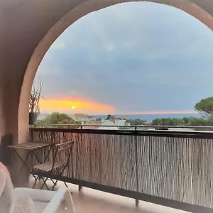 Vue à 100m De La Plage. , Saint Aygulf France